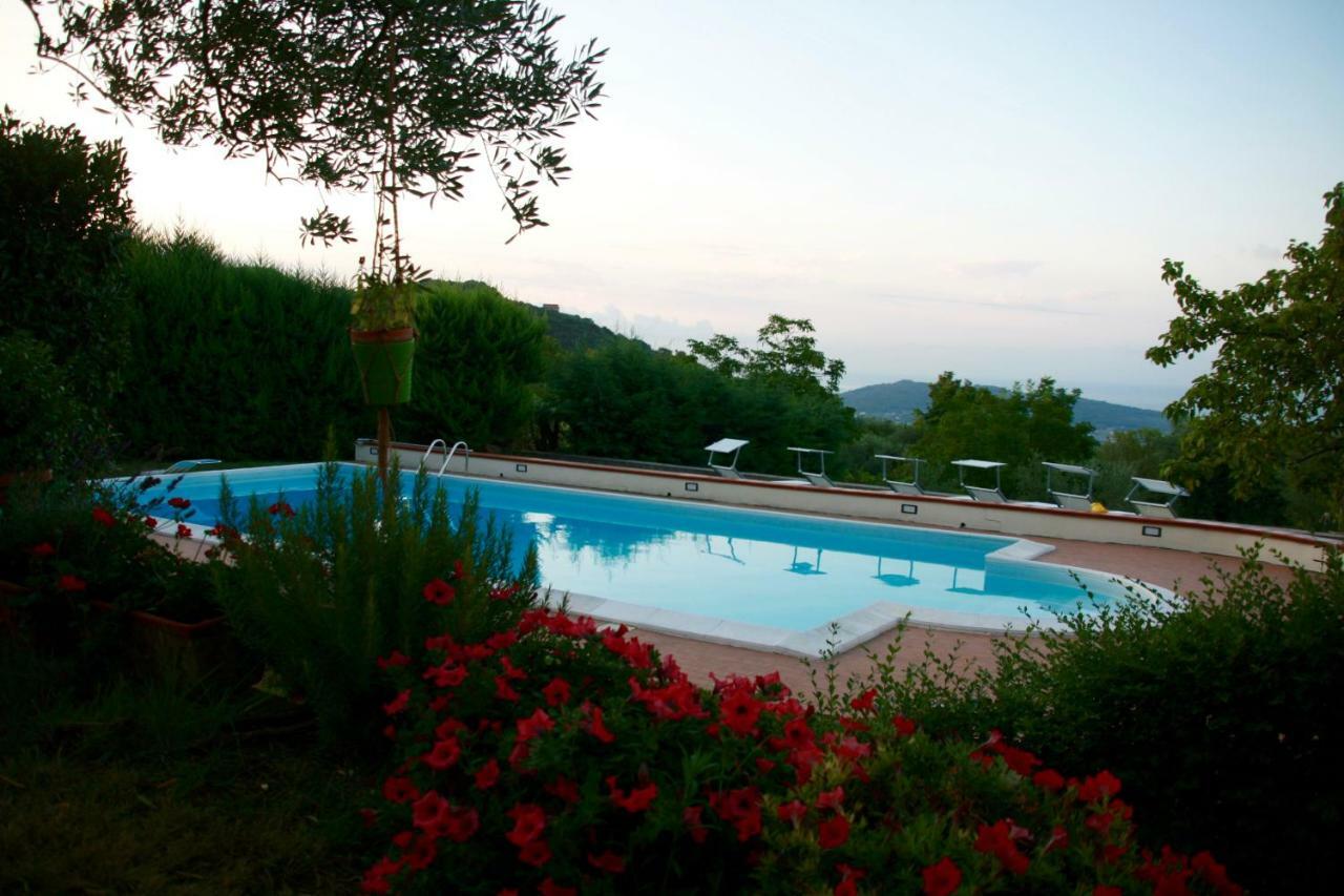 Globetrotter Bed & Breakfast Formia Exterior photo